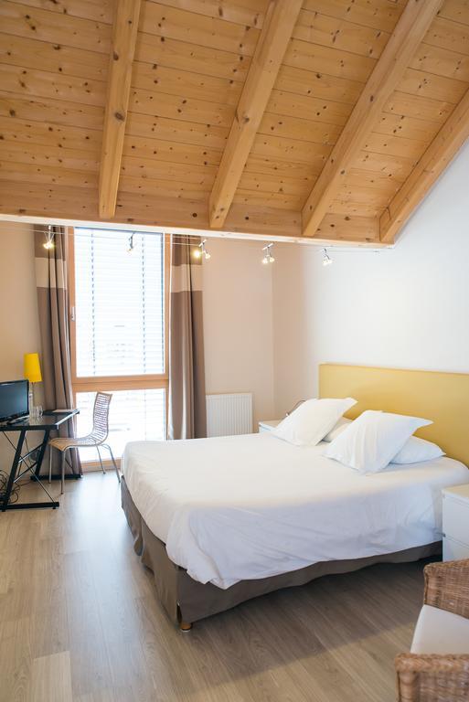 Ame De La Terre Bed & Breakfast Ruffey-les-Echirey ภายนอก รูปภาพ