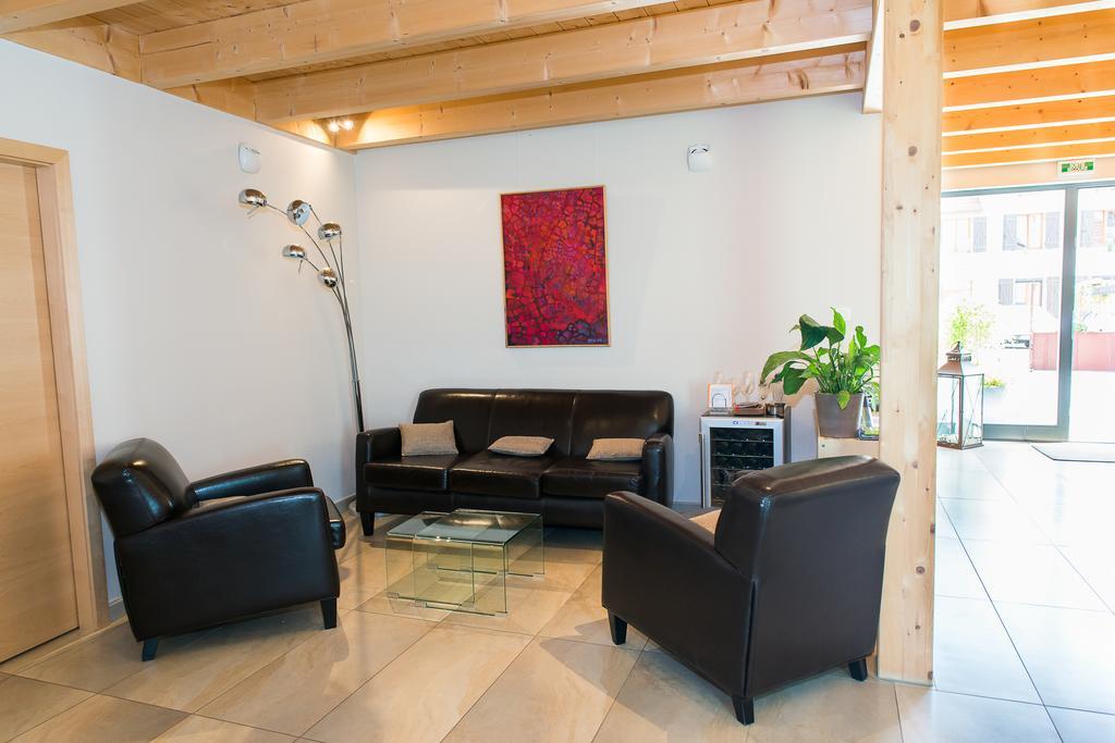Ame De La Terre Bed & Breakfast Ruffey-les-Echirey ภายนอก รูปภาพ
