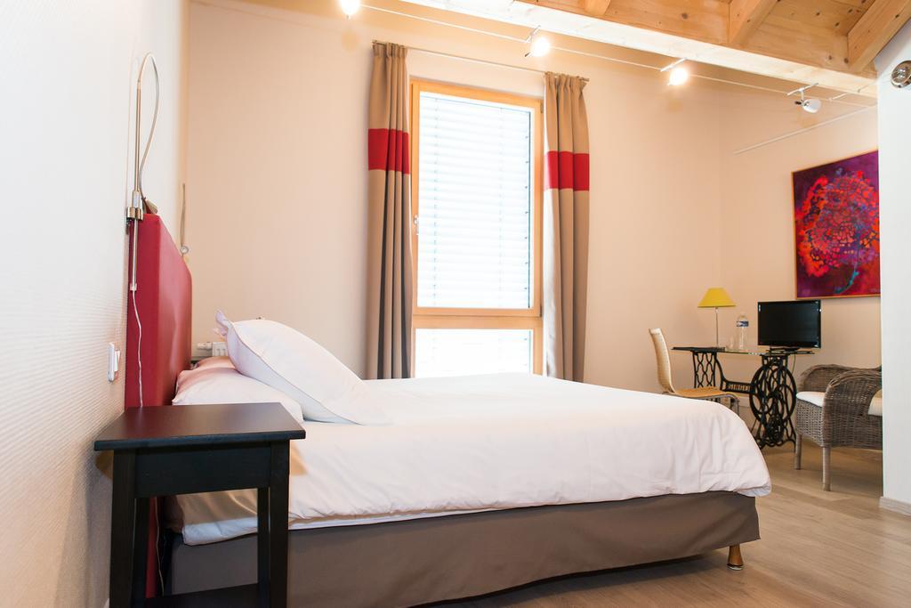 Ame De La Terre Bed & Breakfast Ruffey-les-Echirey ห้อง รูปภาพ